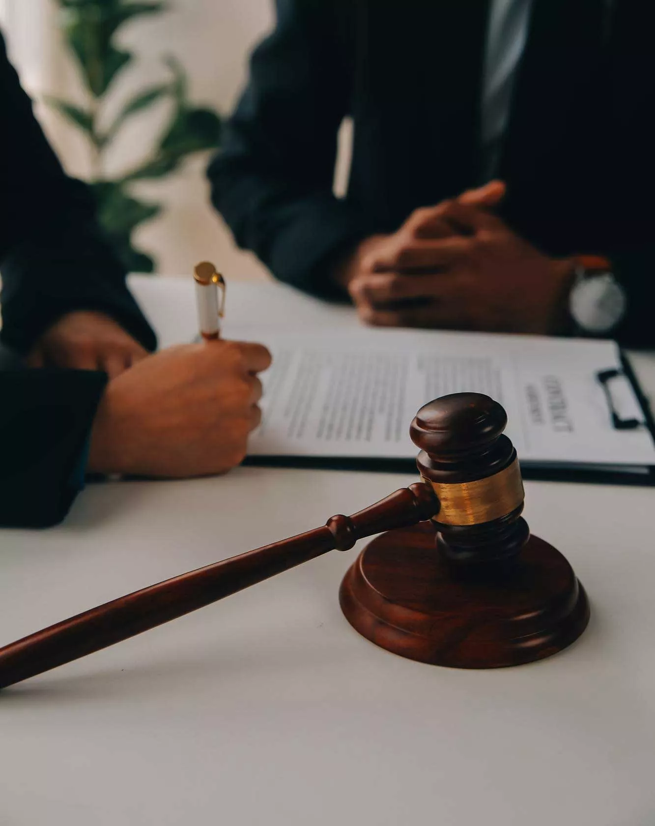 Why Does Your Business Need an Arbitration Lawyer in Delhi?